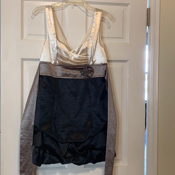 Glam flirty fun party dress - Picture 3 of 11